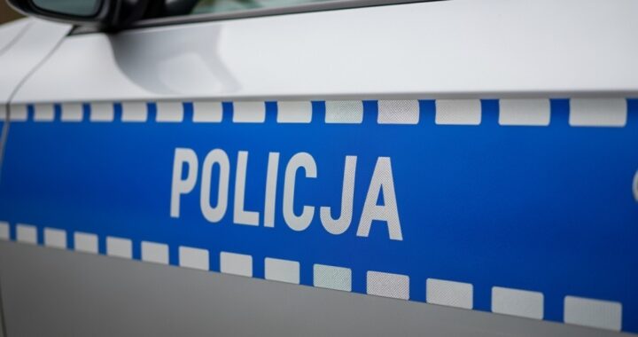 nowi-stra--acy-w-chojnicach-z--o--yli-uroczyste----auto-6640