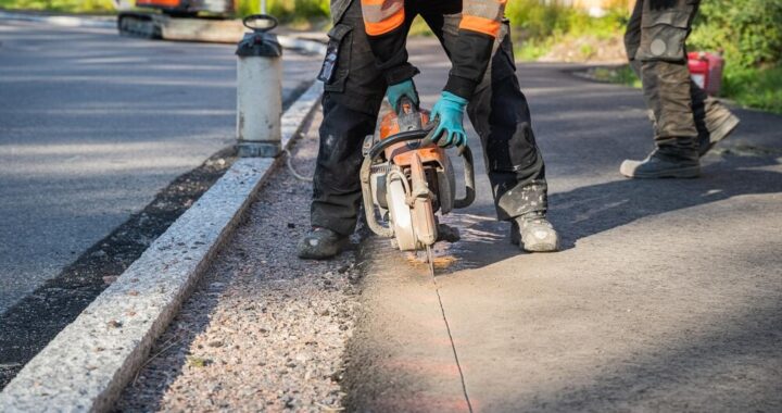 czersk-w-akcji--zamiatanie-ulic-na-start--auto-3197